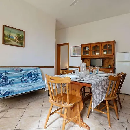 Holiday home Casa Laura 1 A 20 Mt Dalla Di